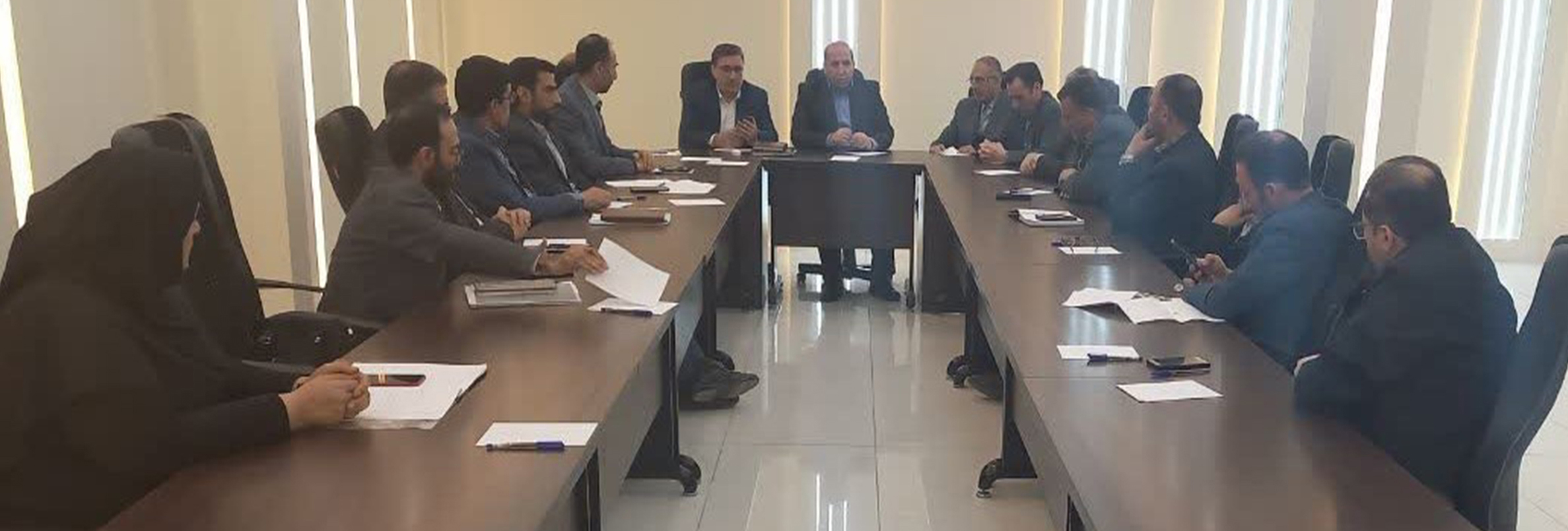 تشکيل کارگروه مشترک کانون سردفتران آذربايجان شرقي با اداره کل ثبت اسناد و املاک استان