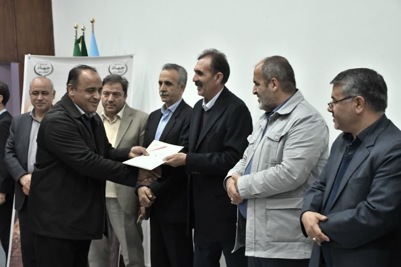 تجلیل از خادمان خاک در آذربایجان شرقی