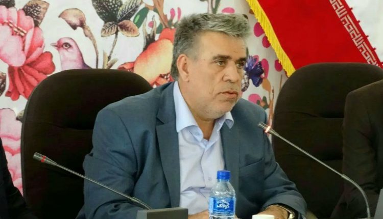 کارگران و بازنشستگان تحمل این همه سختی را ندارند