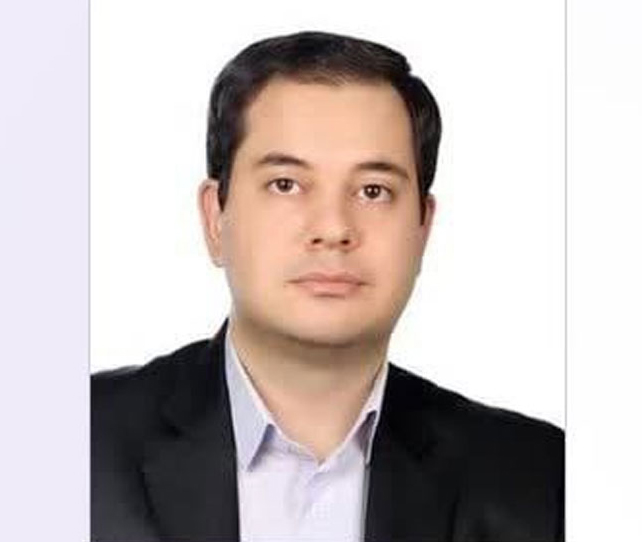 اعطای جایزه دکتر کاظمی آشتیانی به استاد دانشگاه تبریز