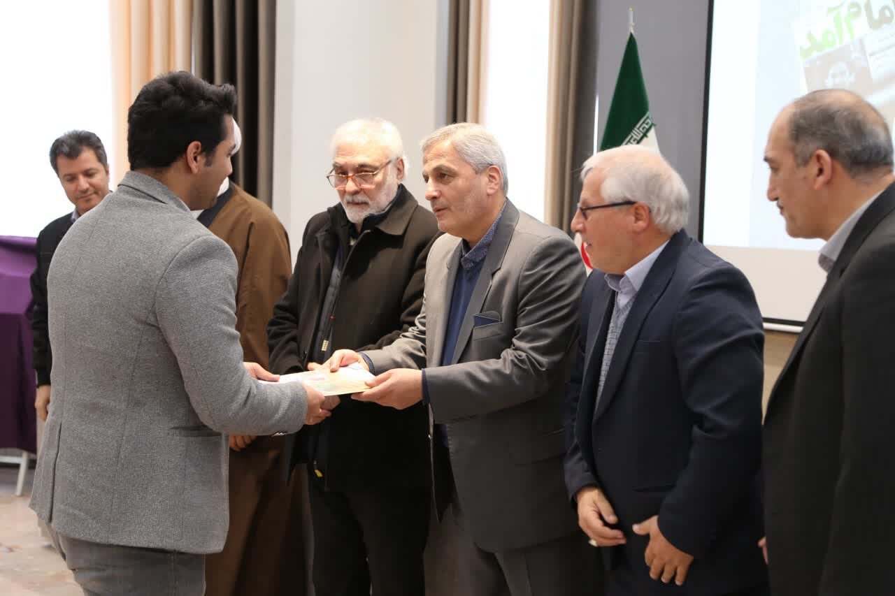 تجلیل از فرهیختگان شاهد و ایثارگر آذربایجان شرقی