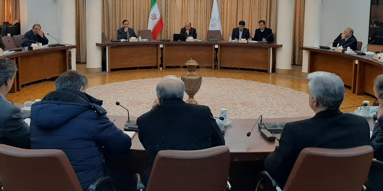 تامین نقدینگی برای واحدهای تولیدی؛ اولویت معاونت اقتصادی استانداری آذربایجان شرقی