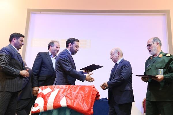 امضای تفاهم نامه تامین آب شرب پایدار ۲۱۰ روستای آذربایجان شرقی با خیرین