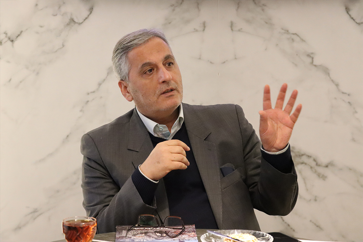 آغاز تزریق واکسن آنفلوانزا به ایثارگران آذربایجان‌ شرقی