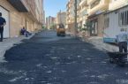 اجرای آسفالت و لکه گیری معابر محلات توسط شهرداری منطقه ۵ تبریز