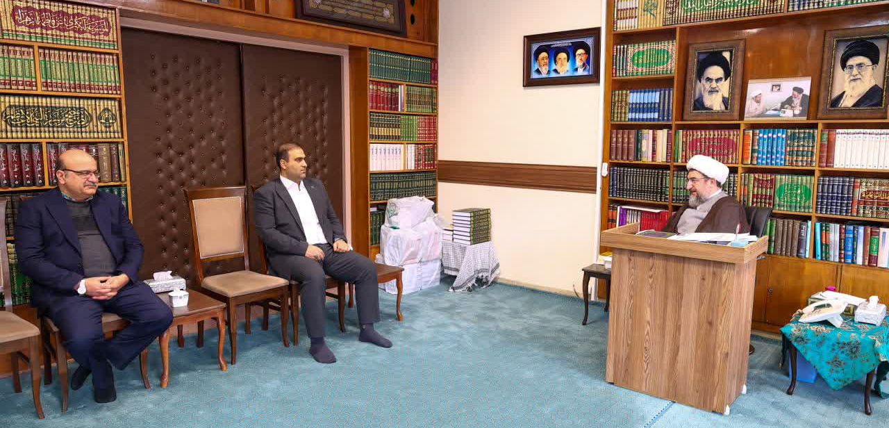 تولیدات صادرات محور اولویت منطقه آزاد ارس باشد