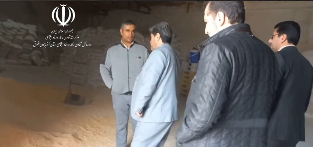 بازدید مدیرکل‌تعاون آذربایجان شرقی از طرح توسعه شرکت تعاونی تولید خوراک دام و طیور ملکان
