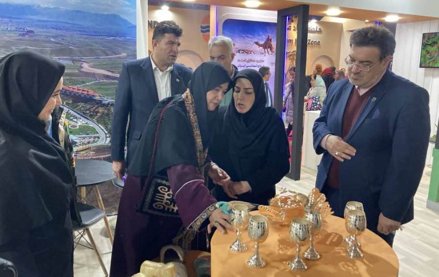 ارس هاب صادراتی صنایع دستی کشور می شود