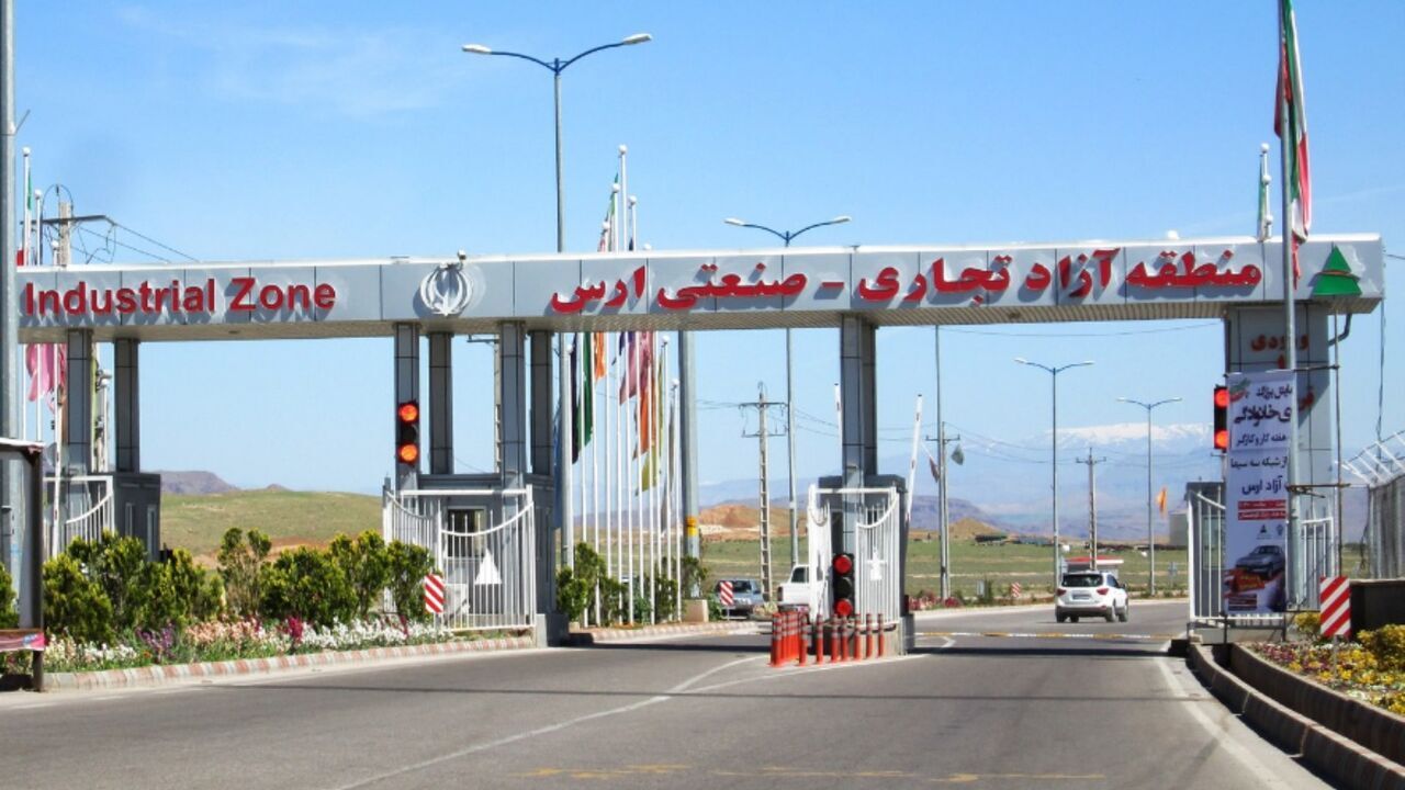 منطقه آزاد ارس؛ رتبه نخست جذب گردشگر نوروزی در بین مناطق آزاد