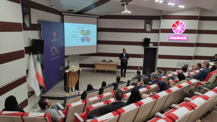 برگزاری بوت‌کمپ توانمندسازی فناوران در پارک علم و فناوری آذربایجان شرقی