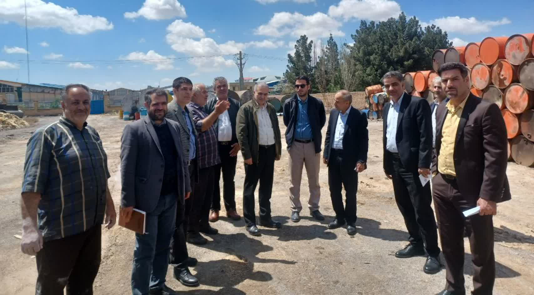 نقل و انتقال پسماند صنعتی از طریق سامانه جامع مدیریت محیط زیست