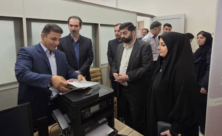 بازدید رئیس پارک علم و فناوری آذربایجان‌شرقی از مرکز رشد دانشگاه آزاد ایلخچی