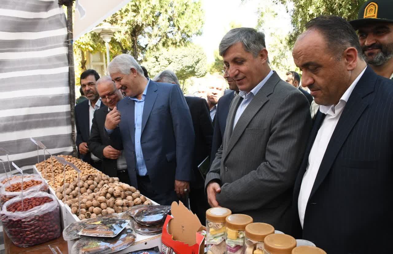 اولین جشنواره بادام خسروشاه؛ تلاقی دانش بومی و برندسازی محلی