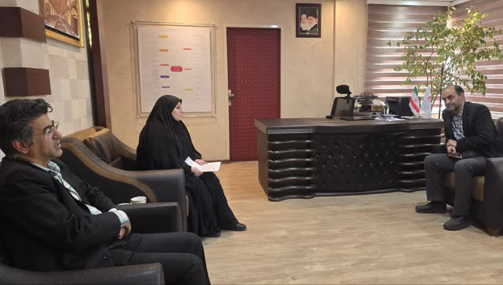 بازدید معاون سازمان تنظیم ارتباطات رادیویی؛ نقطه آغاز تأمین نیازهای مخابراتی مجتمع عصر انقلاب
