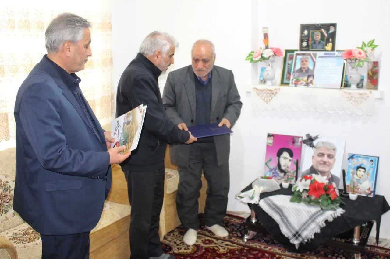 خون پاک شهدا سند رسوایی جنایتکاران است