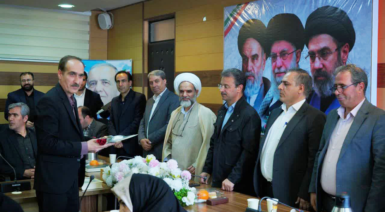 پیش بینی اعتبار برای توانمندسازی معلمان در بودجه سال ۱۴۰۵ منطقه آزاد ارس